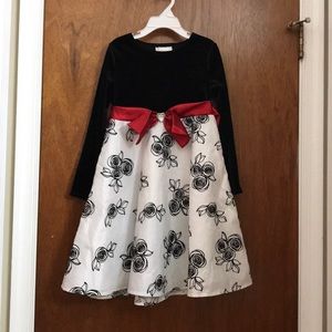 Dollie and me size 6 dress